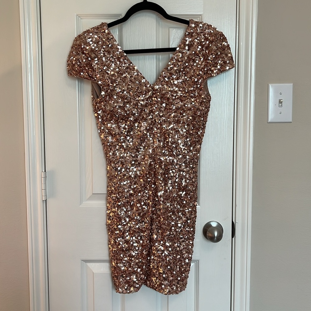 NWT Dress the Population Zoe Sequin Mini Dress - Picture 4 of 10